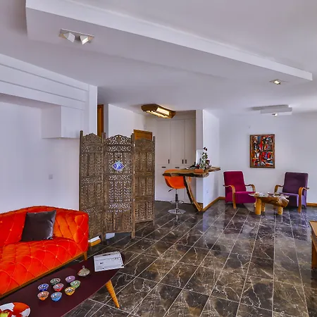 Cinarlar Apartahotel Kaş