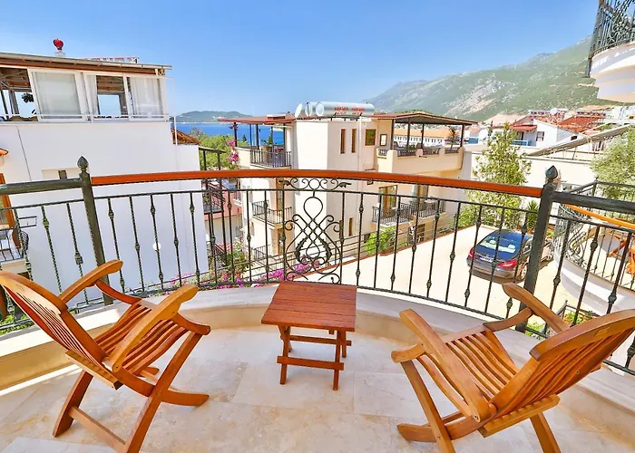 Ξενοδοχείο με διαμερίσματα Cinarlar 4*